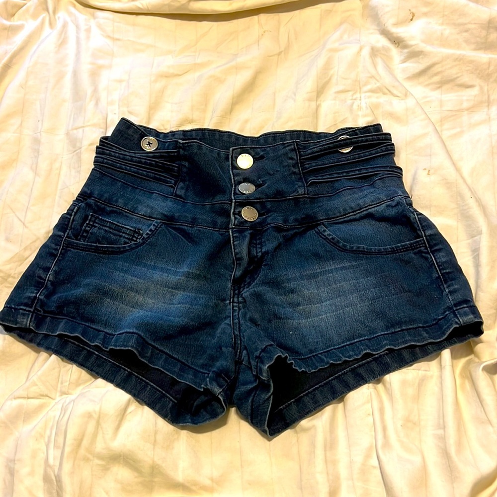 Women’s denim fashion shorts